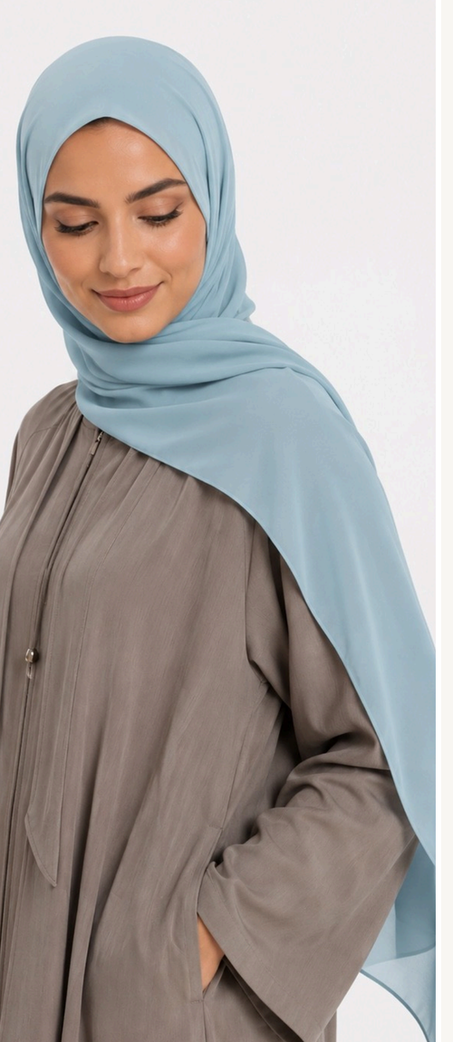 NORANA Chiffon Mousseline Hijab on model
