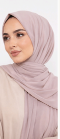 NORANA Miracle Hijab on model